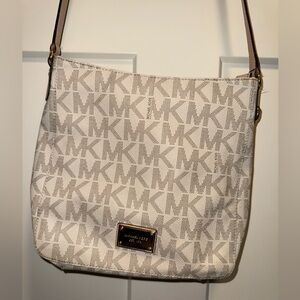 Michael Kors Crossbody Bag